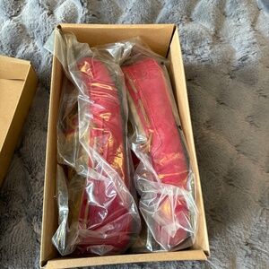 New in box UGG slippers